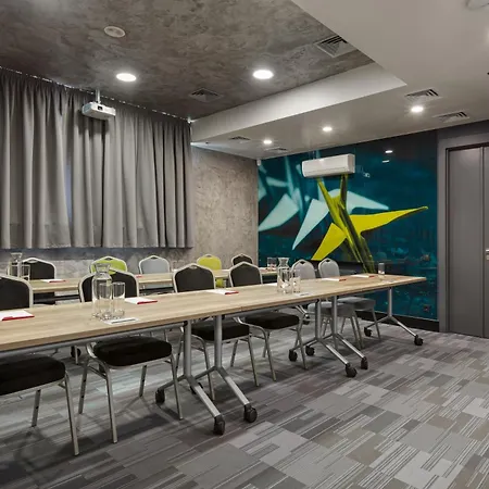 Ibis Center Hotel Kiev