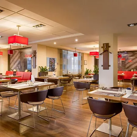 Ibis Center 3*