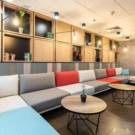 Hotel Ibis Center 3*