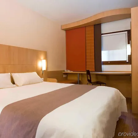Ibis Center 3* Kiev